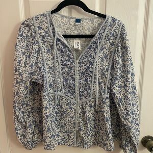 Old Navy White and Blue Paisley Blouse